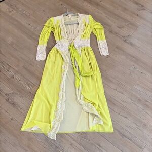 HAH Brand Sheer Dust Her Robe